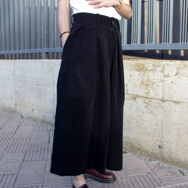 Hakama micro-corduroy trousers M - Image 6