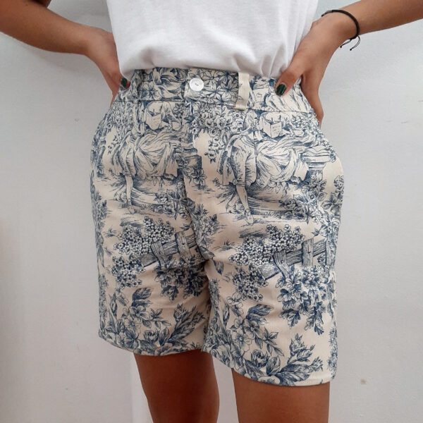 RELAXED-FIT MARIE ANTOINETTE SHORTS W - Image 3